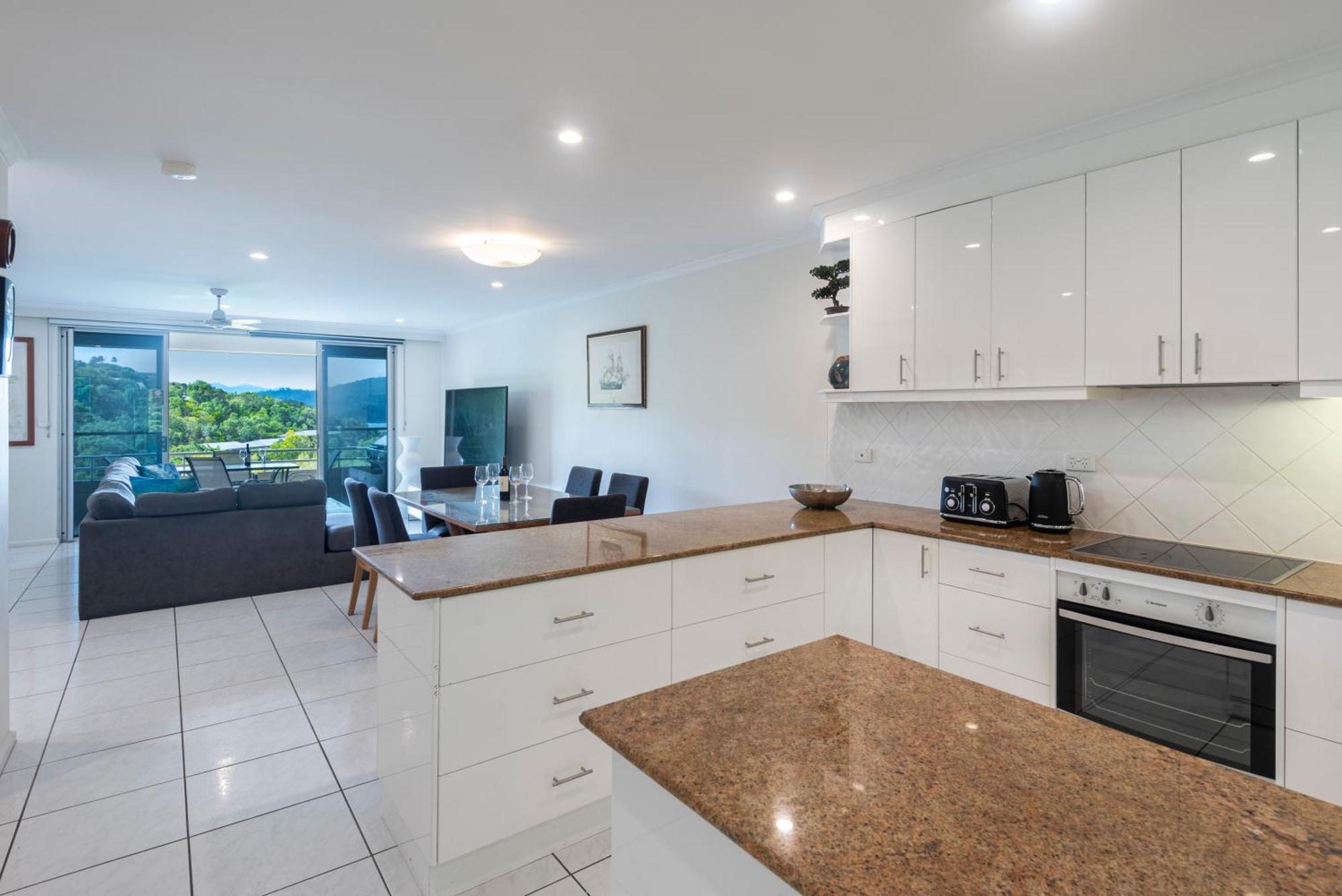 Poinciana Lodge - 2 Bedroom - On Hamilton Island By Hiha Bagian luar foto