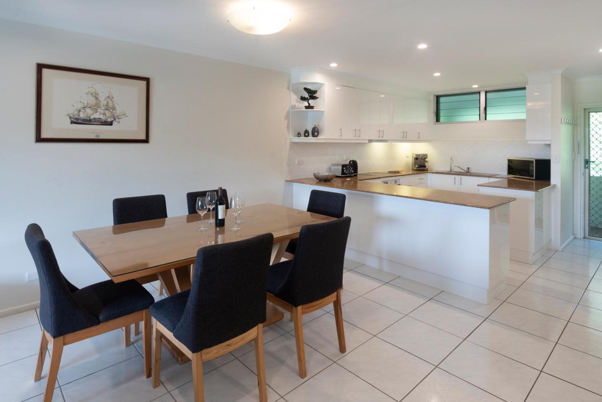 Poinciana Lodge - 2 Bedroom - On Hamilton Island By Hiha Bagian luar foto
